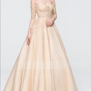 NEVER WORN BURGUNDY OFF-THE-SHOULDER PROM DRESS